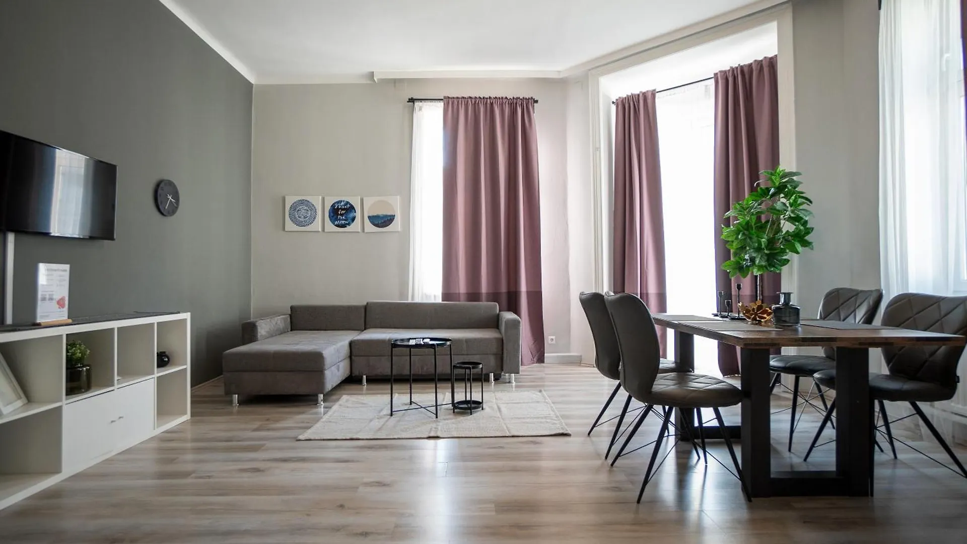 Beautiful New Apartment Near City Center Vienne 0*,